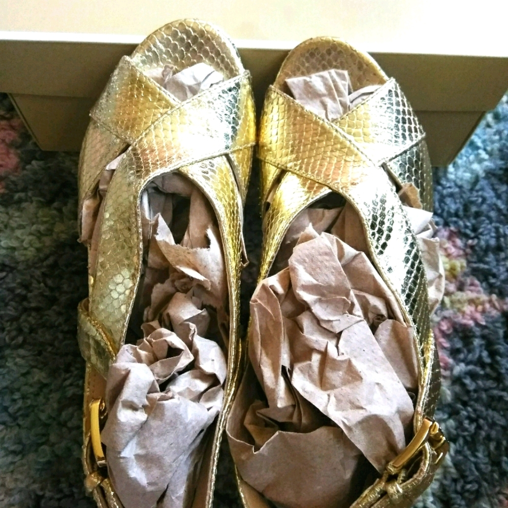 Women's Michael Kors heels 👠❤️